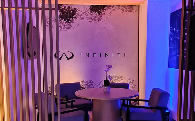 Sala de recepción INFINITI Universidad: Omotenashi y diseño premium