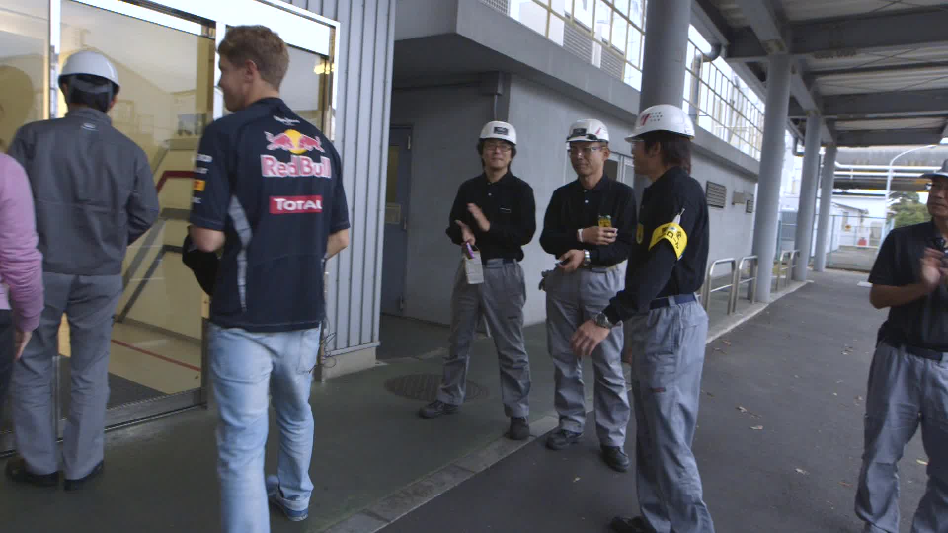 INFINITI FX Vettel Edition